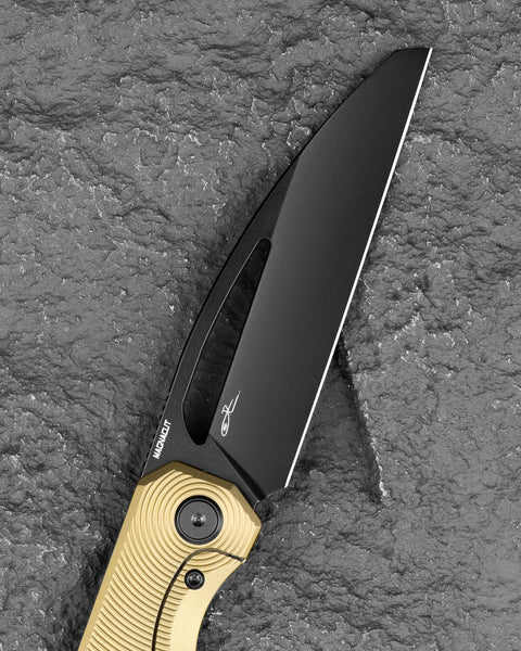 BESTECH TAIPAN BT2503B Titanium Handle: 3.728'' MagnaCut Blade