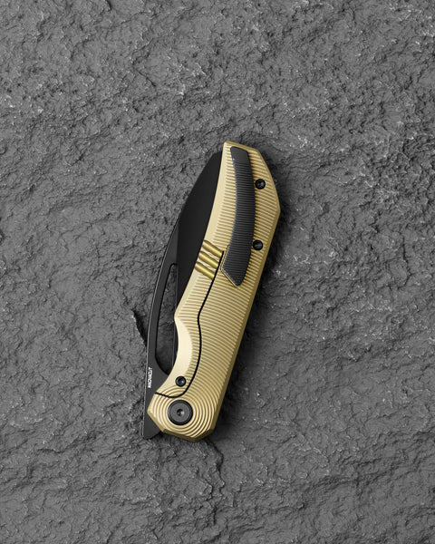 BESTECH TAIPAN BT2503B Titanium Handle: 3.728'' MagnaCut Blade