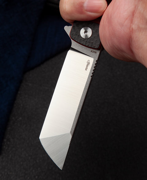 BESTECH TITAN Interlayer with Carbon Fiber and G10 Handle: 2.96" 154CM Blade BL04B