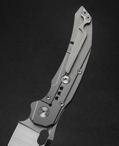 BESTECH EXPLOIT BT2005E Titanium+Carbon Fiber  Handle: 3.15" S35VN Blade