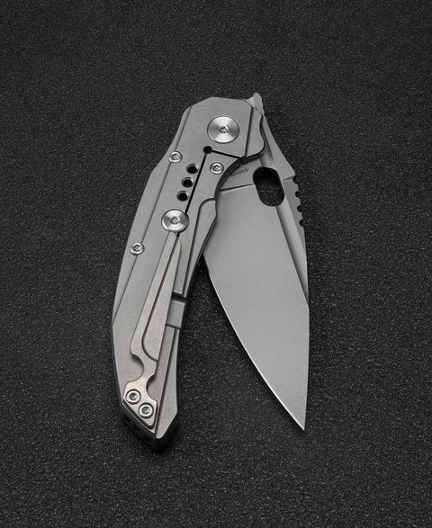 BESTECH EXPLOIT BT2005F Titanium+Carbon Fiber  Handle: 3.15" S35VN Blade