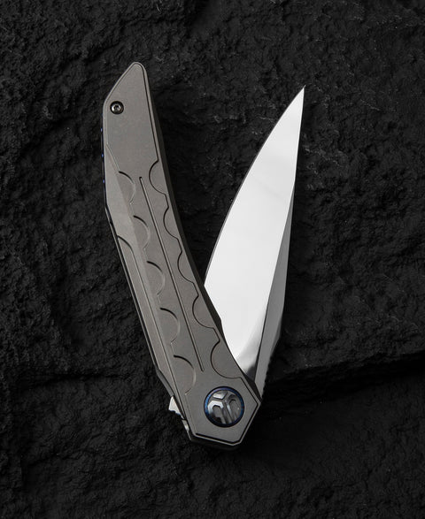 BESTECH  SAMARI BT2009E Titanium Handle: 3.82" M390 Blade