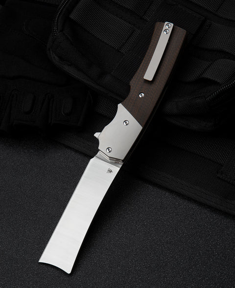 BESTECH SPANISH TIP RAZOR BT2101A Titanium+Black Orange Carbon Fiber Handle: 3.79" M390 Blade