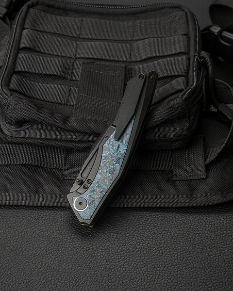 BESTECH TOGATTA BT2102H Titanium +Black & Blue Carbon Fiber Inlay Handle: 3.74" M390 Blade