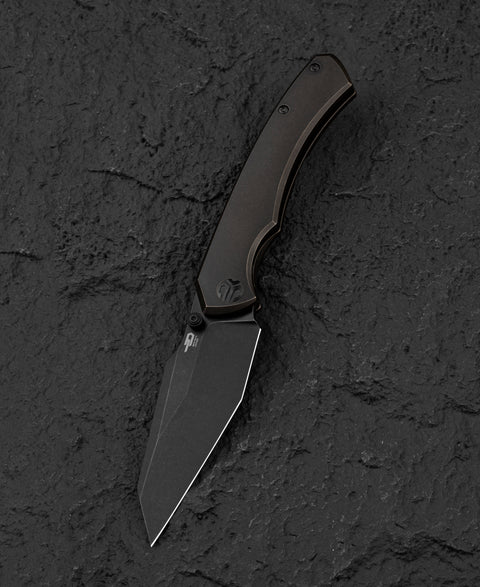BESTECH CLASTIC BT2407B: 3.62" M-cut Blade Titanium Handle
