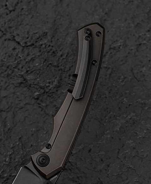 BESTECH CLASTIC BT2407B: 3.62" M-cut Blade Titanium Handle