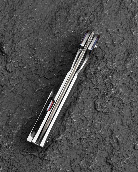 BESTECH SENU BT2601E Titanium with Timascus Inlays Handle: 3.48" Futuron Forge Elmax Core-Copper Line BoomBap pattern Damascus Blade Frame Lock